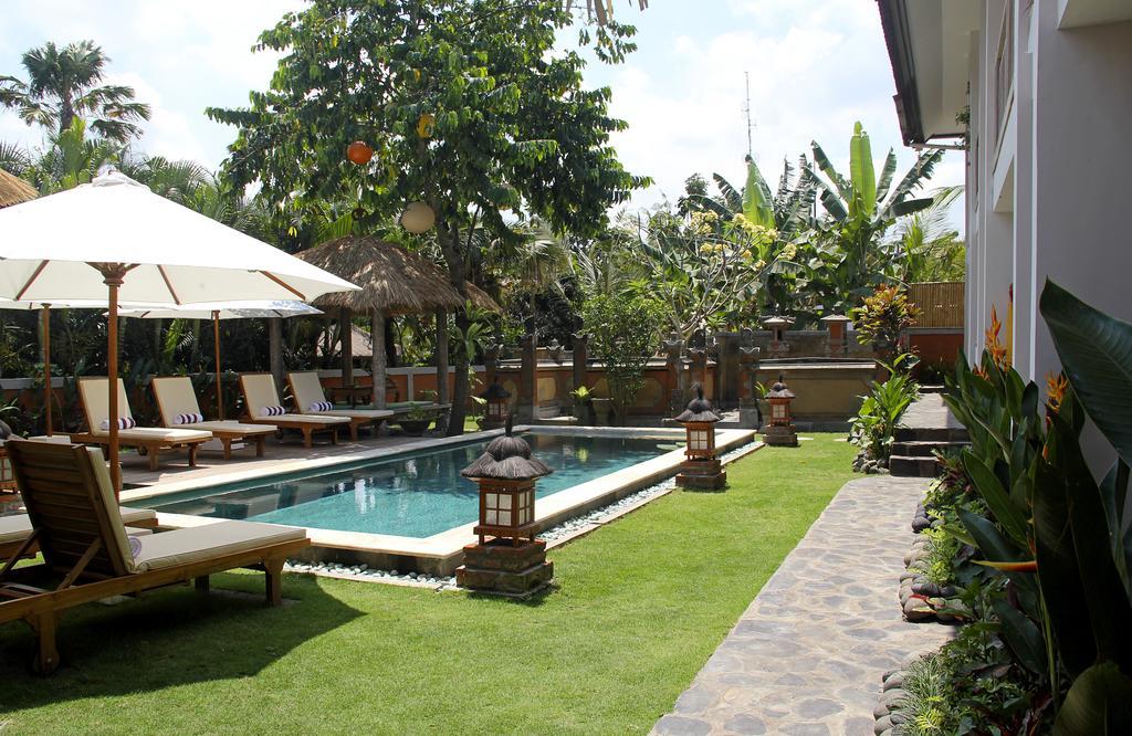 Papaya Guesthouse Canggu  Ngoại thất bức ảnh