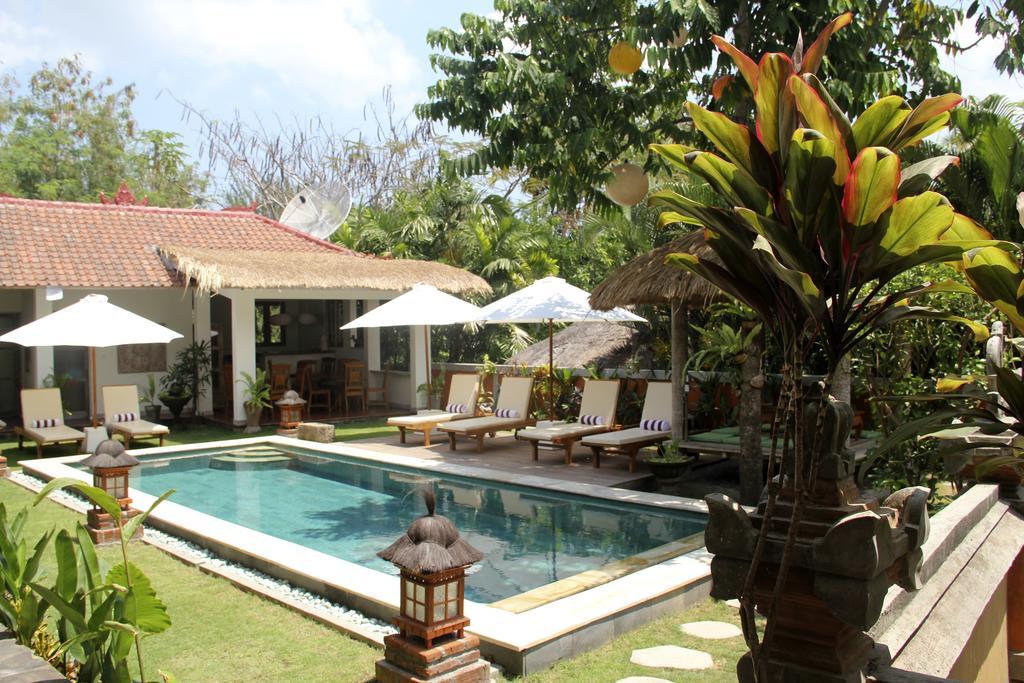 Papaya Guesthouse Canggu  Ngoại thất bức ảnh