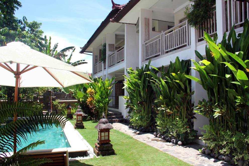 Papaya Guesthouse Canggu  Ngoại thất bức ảnh